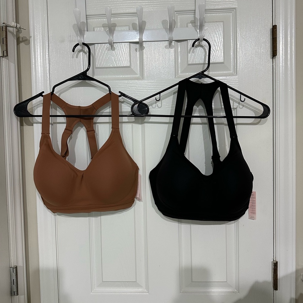 Victoria’s Secret Incredible Max Sports Bras - Picture 4 of 9